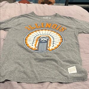 Gray University of Illinois T-Shirt VINTAGE